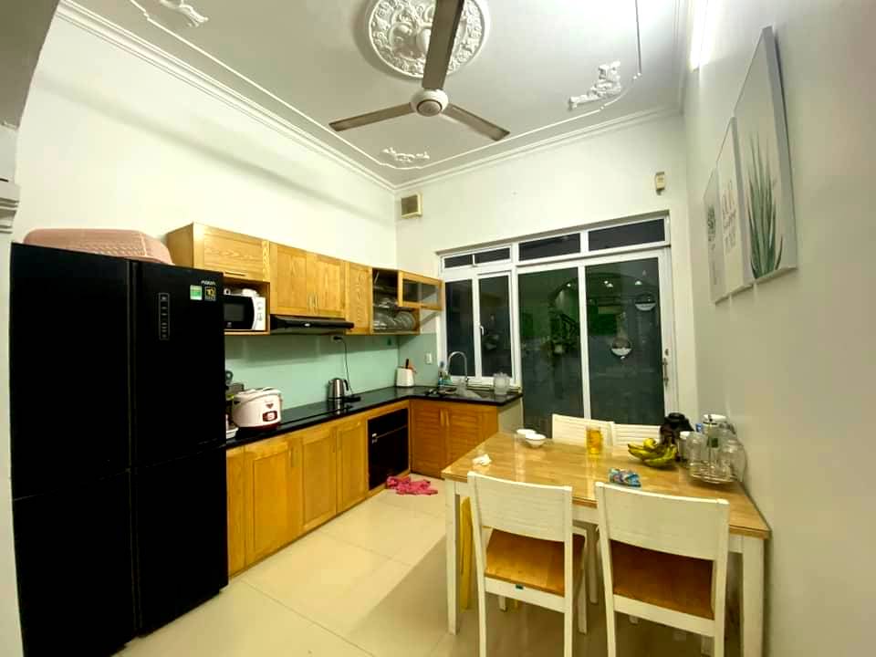 BÁN NHÀ PHÂN LÔ NGÕ LÊ TRỌNG TẤN - THANH XUÂN - Ở LUÔN - TRƯỚC NHÀ RỘNG 4M - THOÁNG TRƯỚC SAU.