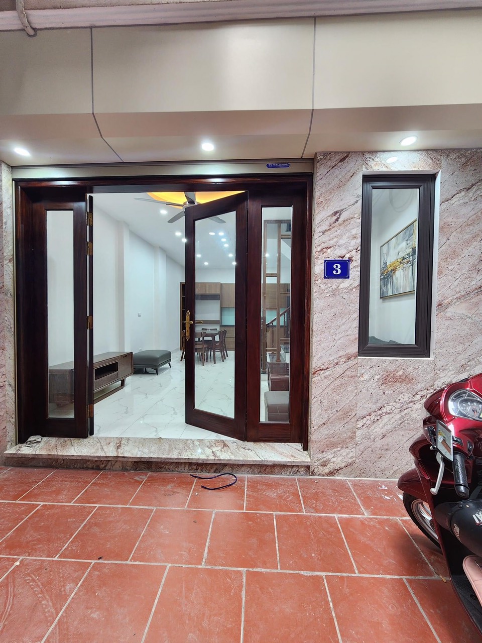 Bán nhà ngõ 63 Lê Đức Thọ phường Mai Dịch sổ đỏ chính chủ 41m2, 5 tầng, mặt tiền 3.6m. Giá 5.7 tỷ