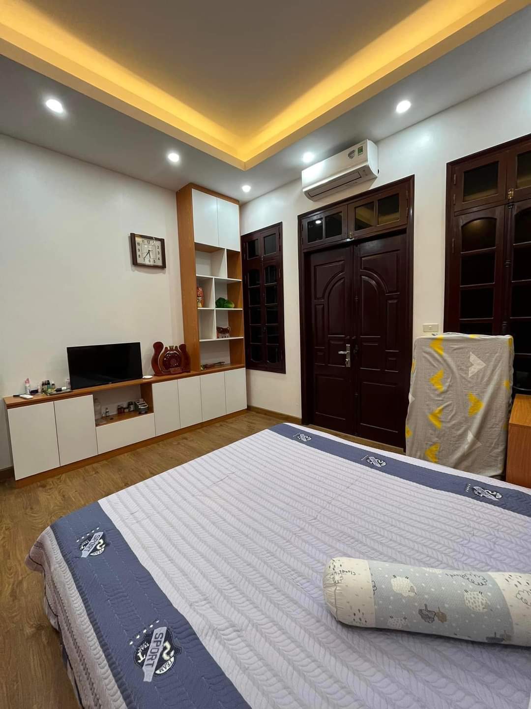 Bán nhà Khuất Duy Tiến, Quận Thanh Xuân, dt 77m2, 4T, ô tô, kinh doanh, 12 tỷ