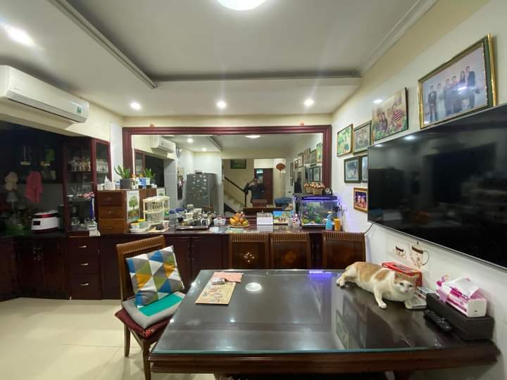 BÁN NHÀ PHỐ Trần Quốc Hoàn, Cầu Giấy, oto, KD, MT rộng, 60m2, 12.89 tỷ, thuy1pq