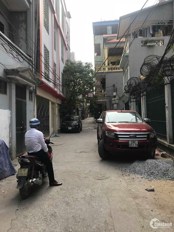 Siêu Phẩm Đầu Tư 110m2, Mặt tiền 6m, chỉ 110 Triệu/m2 phố Thịnh Hào, Đống Đa