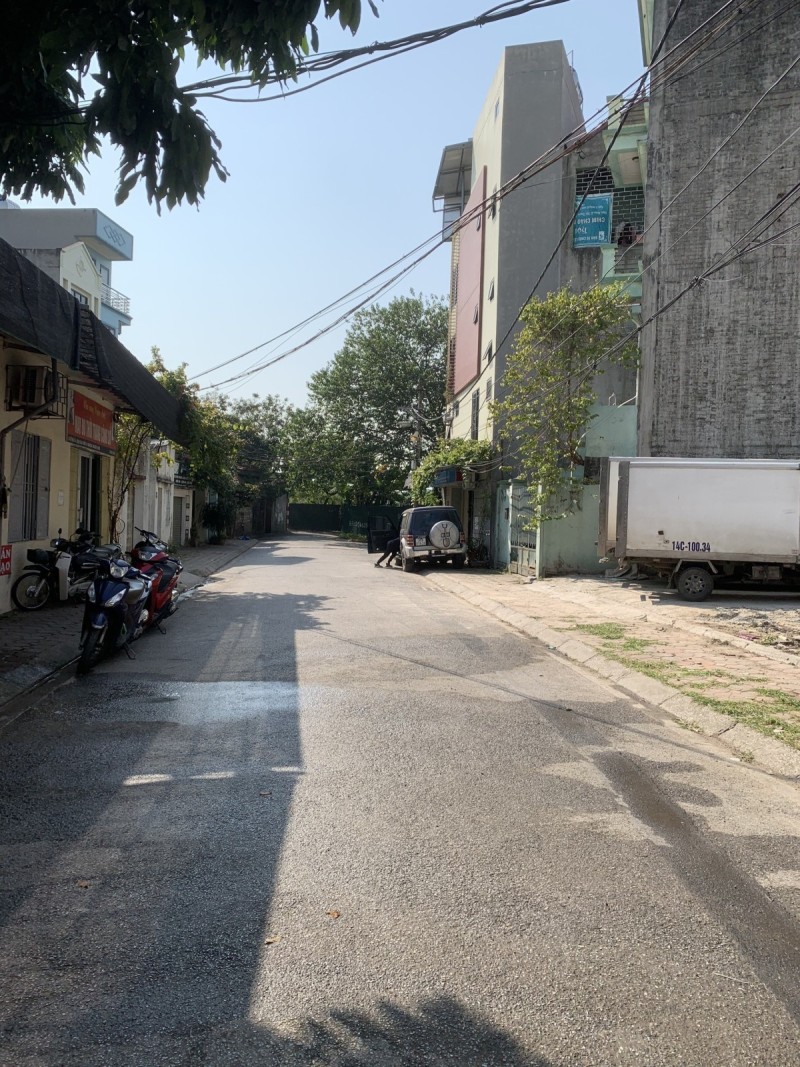 LÔ ĐẤT THẠCH BÀN - NGÕ Ô TÔ THÔNG CÁC HƯỚNG – XÂY NHÀ HOẶC CHIA LÔ ĐẦU TƯ HỢP LÝ