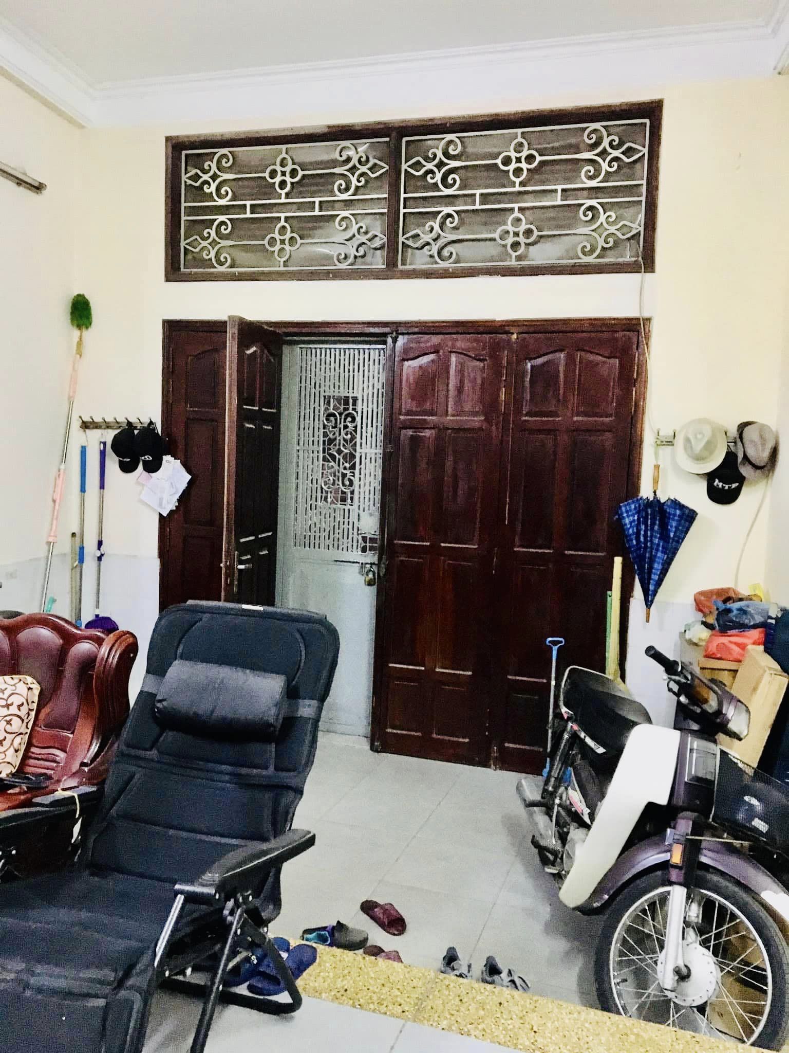 Bán đất phố ngõ chợ Khâm Thiên Đống Đa tặng nhà 3 tầng x 44m giá 3.9 tỷ