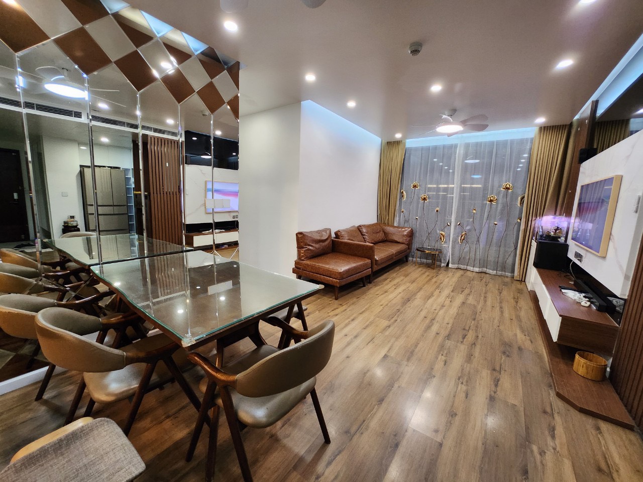 Chung cư 6th Element Nguyễn Văn Huyên Tây Hồ 87m2 2 ngủ 2VS SĐCC.