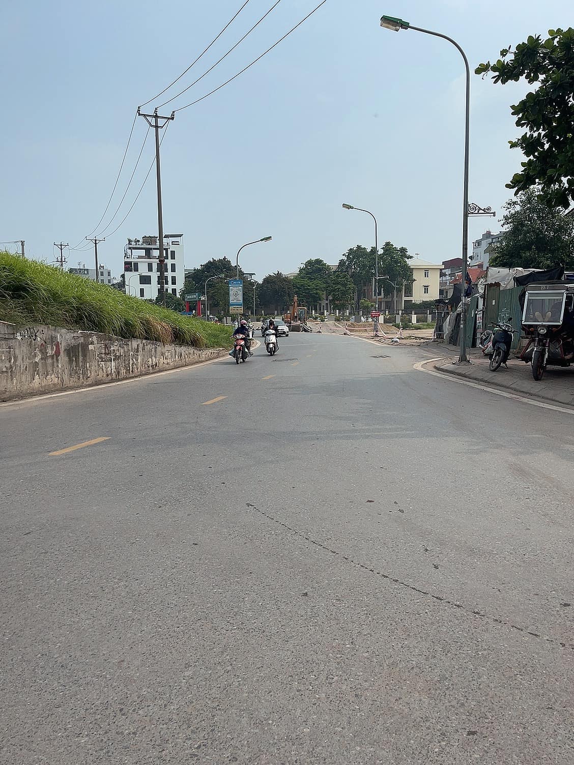 BÁN NHÀ CHÍNH CHỦ NGÕ 424 NGỌC THUỴ - LONG BIÊN 5 TẦNG, MẶT TIỀN 4,85M, Ô TÔ ĐỖ CỬA. GIÁ NHỈNH 4 TỶ