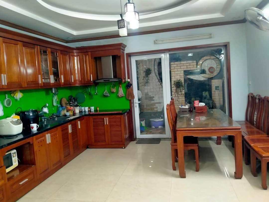 Bán Nhà Phố Tây Sơn, Phân Lô Ngõ ÔTô Tránh, 2 Mặt Thoáng 93m2 x 4.5m MT, 5T 17.5 tỷ