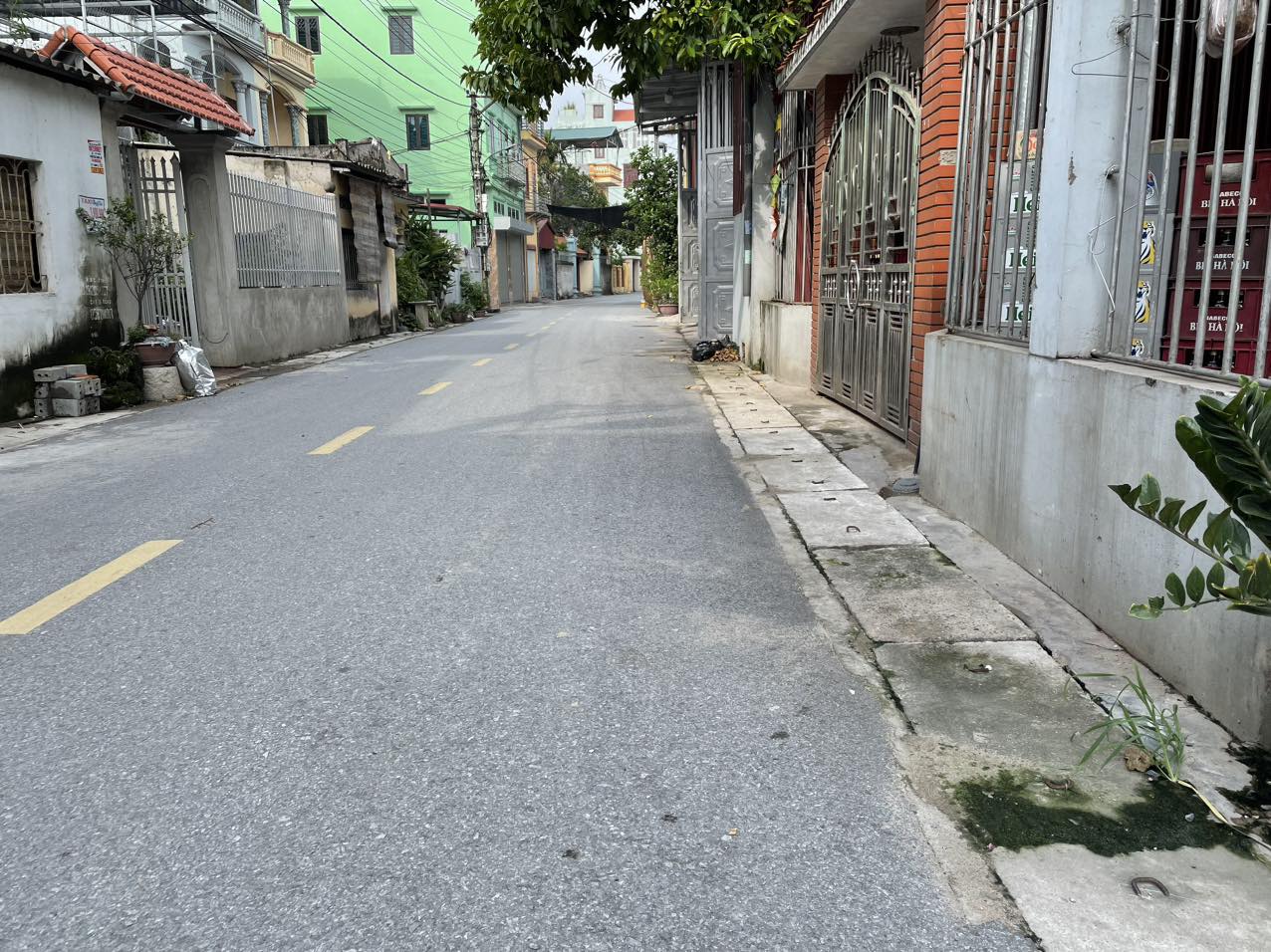 Bán nhanh lô đất gần chợ Hòn Đá giá cực tốt. Đình Dù - Văn Lâm - Hưng Yên