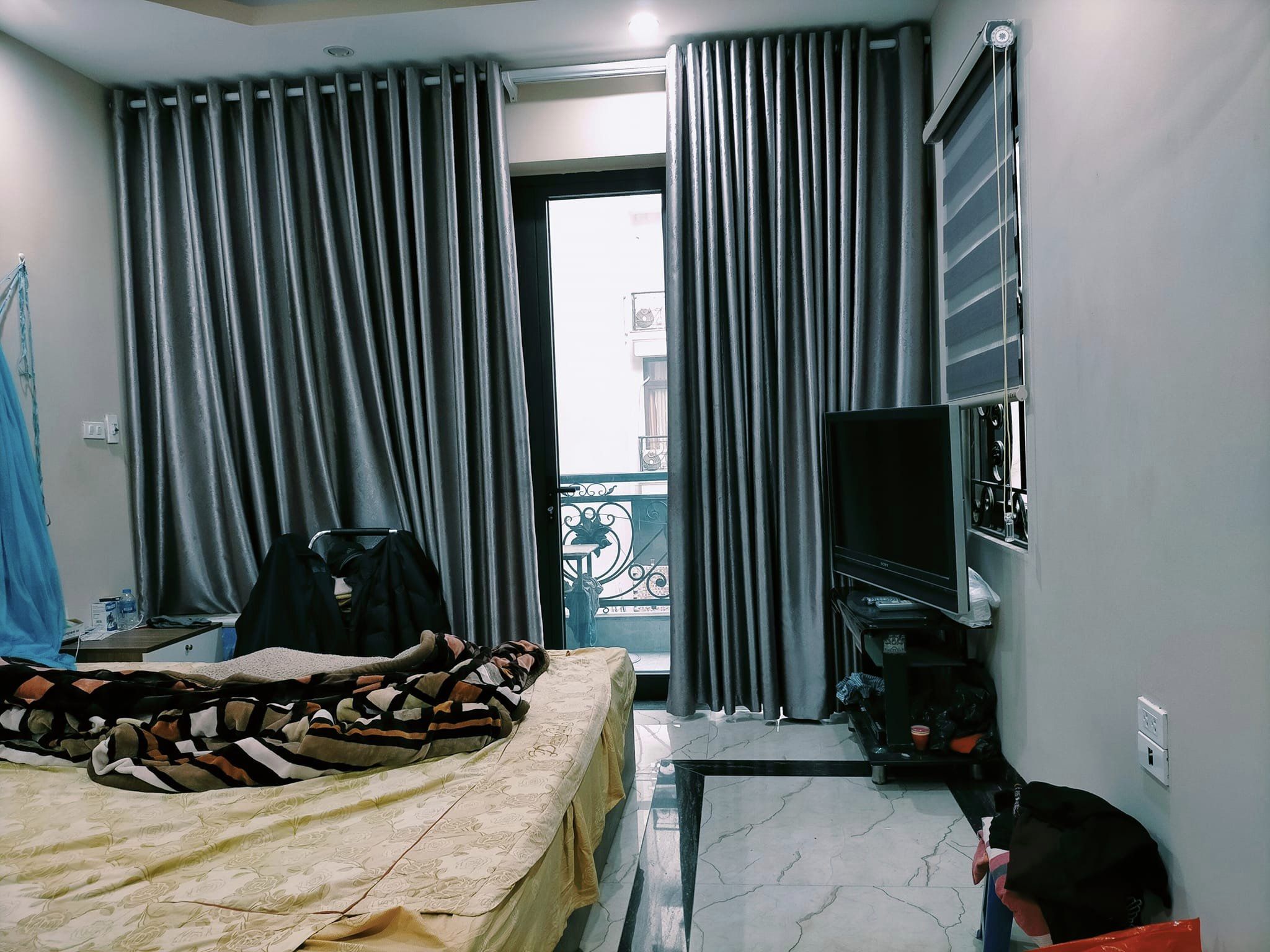 Bán nhà 68m2 phố Nghi Tàm, Tây Hồ Gara 2 Ô tô Kinh doanh đắc địa 3.1 Tỷ.