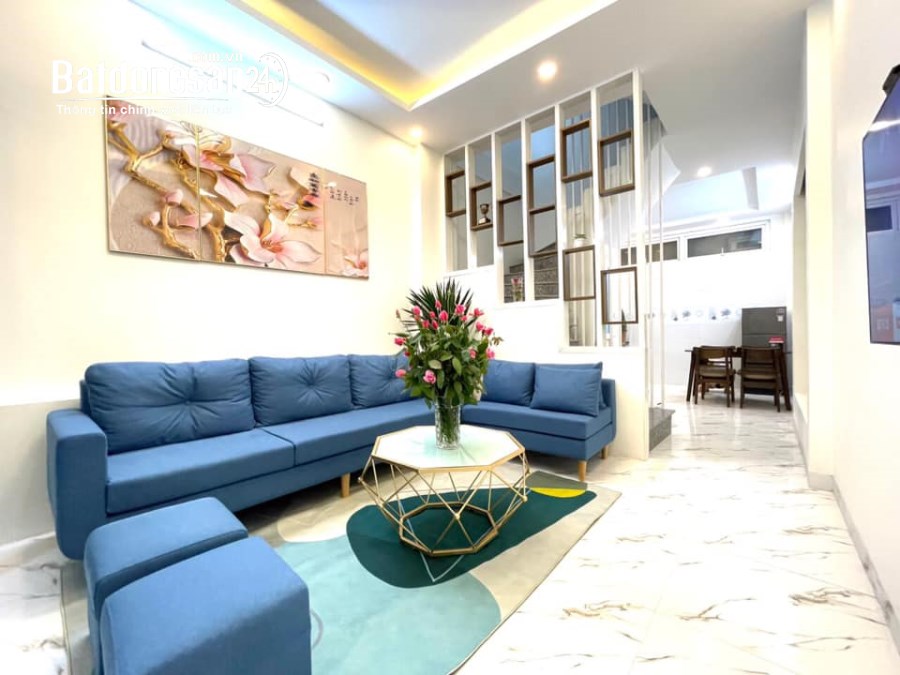 BÁN ĐẤT TẶNG NHÀ chiến thắng HÀ đông 67m2 x3 tầng Ô TÔ ĐỖ CỬA nhỉnh 4tỷ