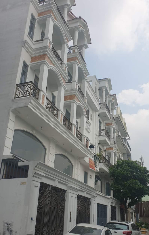 Chủ Đi Định Cư Bán Nhà Gò Vấp_5 Tầng _ 5 Tầng Nở Hậu_7.2 Tỷ