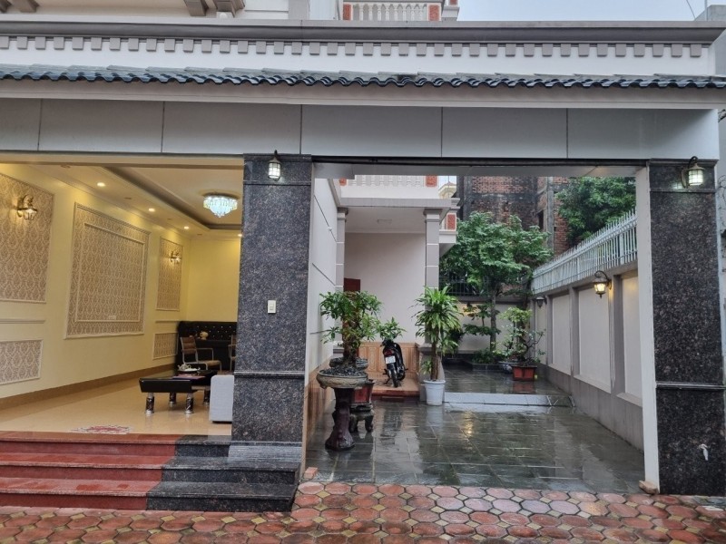 BÁN BIỆT THỰ CỔ NHUẾ, 120M, 5 TẦNG, MT 8.2M, 12 TỶ.