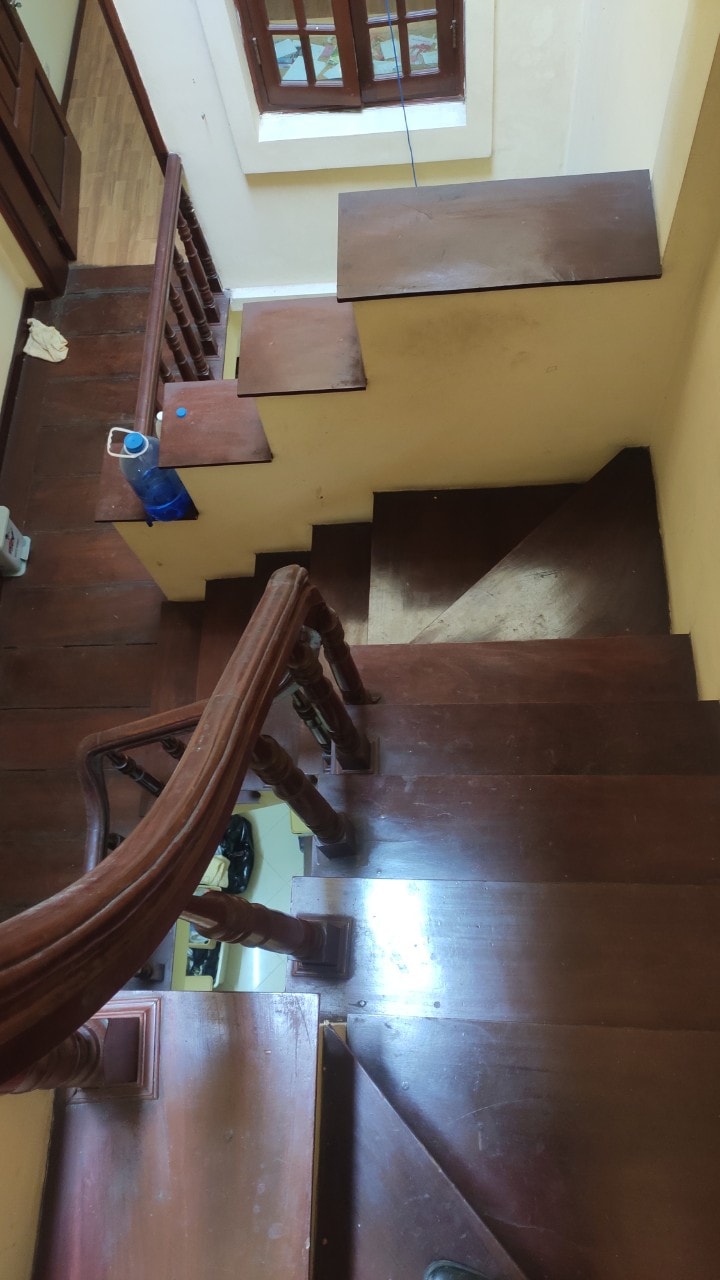 Bán ngôi nhà 53m2 phố Âu Cơ, Tây Hồ Chủ tự xây 4 ngủ 2 Ô tô đua 10m 4.9 Tỷ