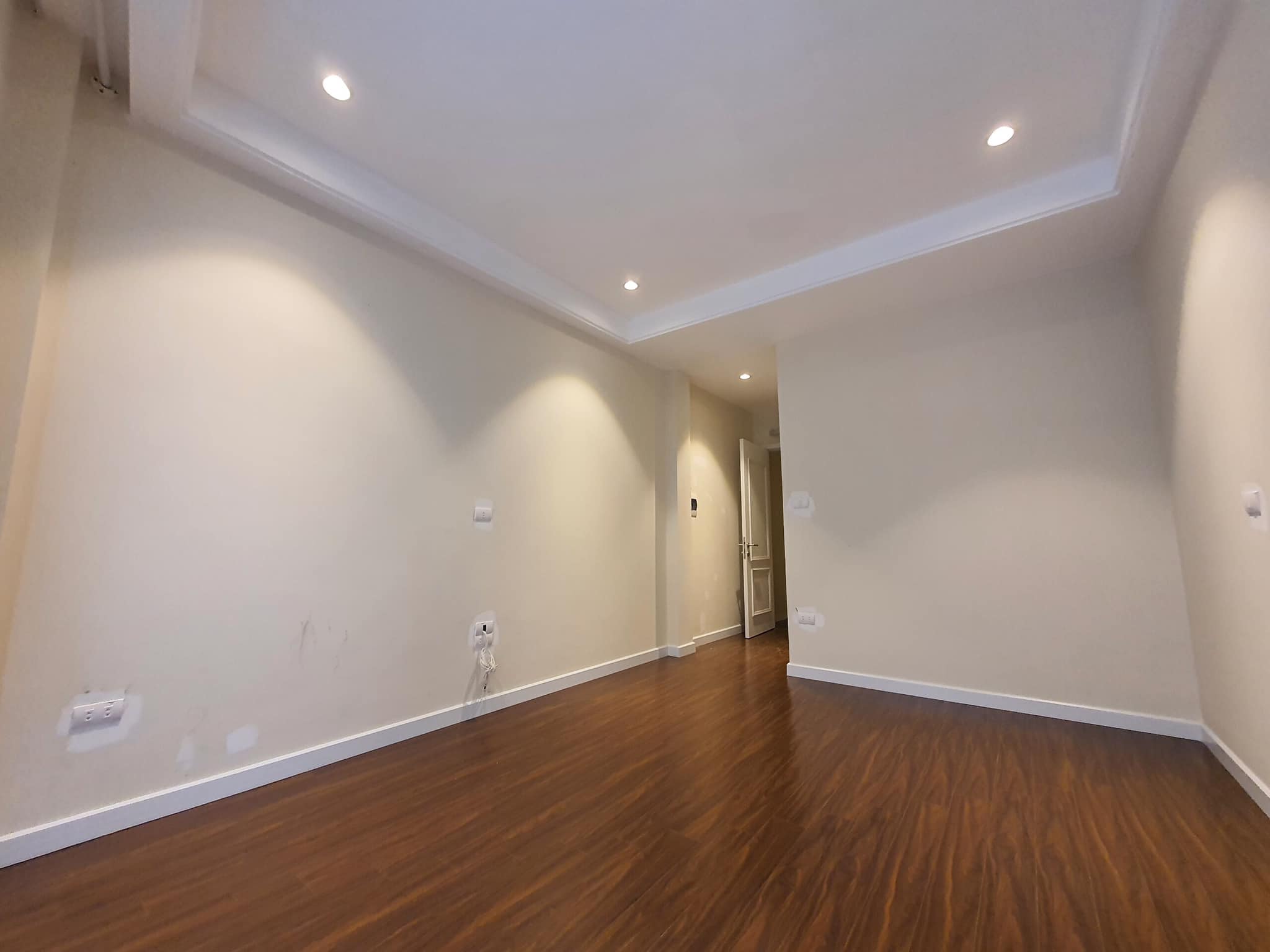 Bán căn nhà 65m2 phố Nghi Tàm, Tây Hồ Gara Ô tô Kinh doanh bất chấp 3.3 Tỷ.