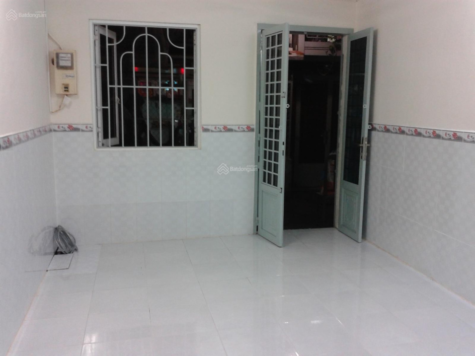 Chính chủ cần bán gấp nhà đẹp ngay đường Bến Vân Đồn, Phường 2, Quận 4, Hồ Chí Minh