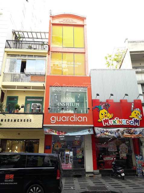 Quá hot! Đại hạ giá 5 tỷ, bán trong tháng 5, MT Hoàng Dư Khương 4 x 20m, trệt lửng 3L. 17.9 tỷ TL