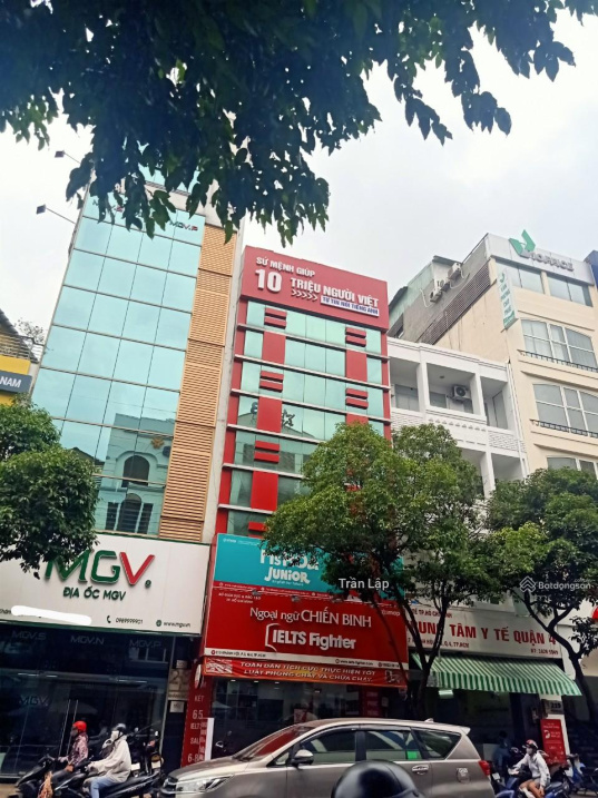 Bán nhà MT Nguyễn Thị Minh Khai góc Mạc Đĩnh Chi P. Đa Kao Q. 1 DT: 6x 23m trệt 5L giá chỉ 42 tỷ