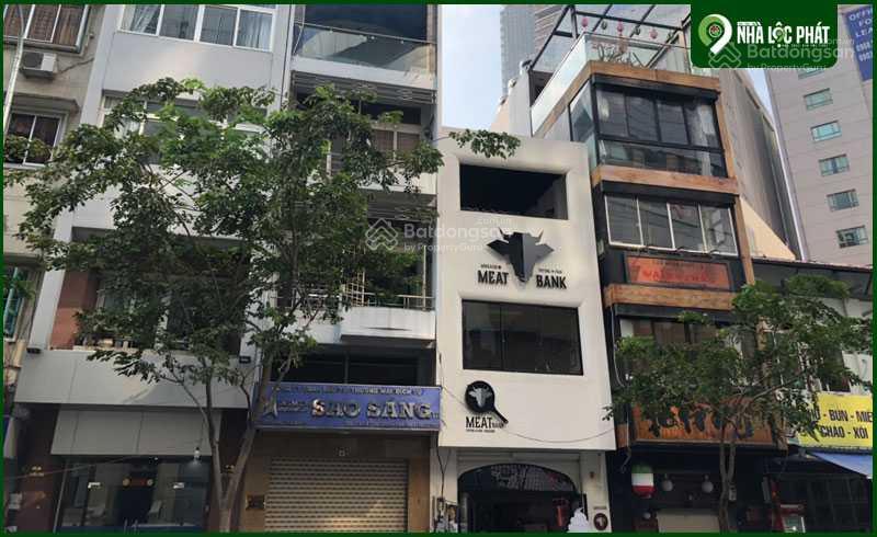 Bán nhà ngay mặt tiền đường Trường Sơn, Q. Tân Bình, 4 x 17 trệt 3 lầu, HĐT 50tr/tháng, giá 12.8 tỷ