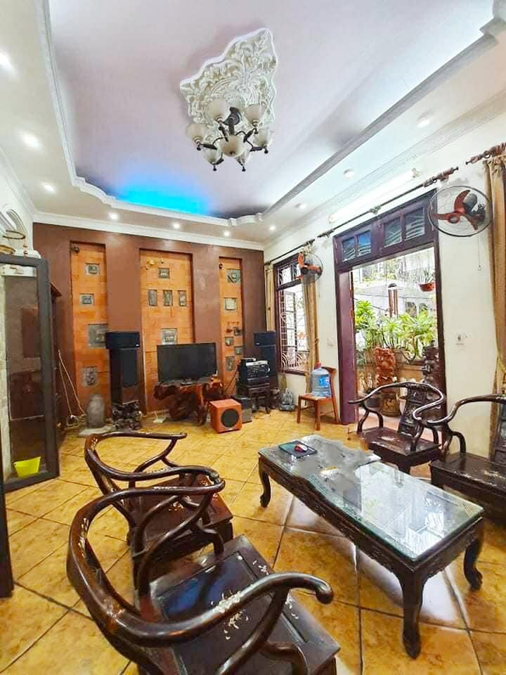 Bán nhà phố Trần Quang Diệu, vỉa hè phân lô ô tô, DTXD 60m2 x 5 Tầng, MT6m