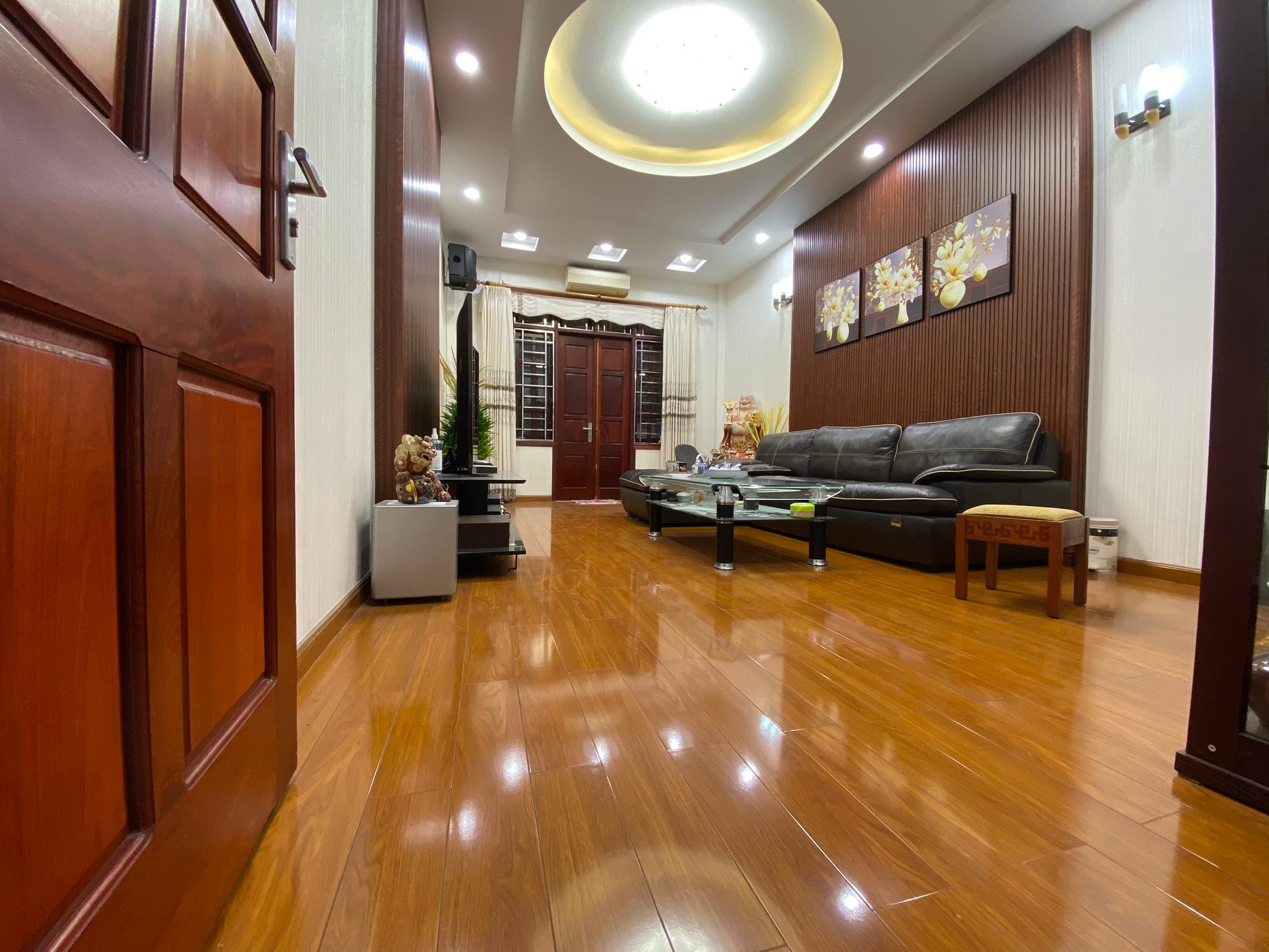 Bán nhà phố Hoàng Văn Thái, Thanh Xuân, ô tô KD 68m, 4 tầng. Giá: 13 tỷ.