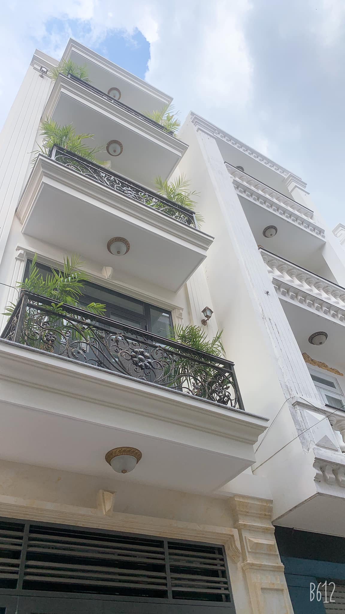 Bán Nhà 4 Tầng Mới Ở Ngay , Hẻm Xe Hơi, Giáp Tân Phú, Ngộp Bank Cần Bna Gấp