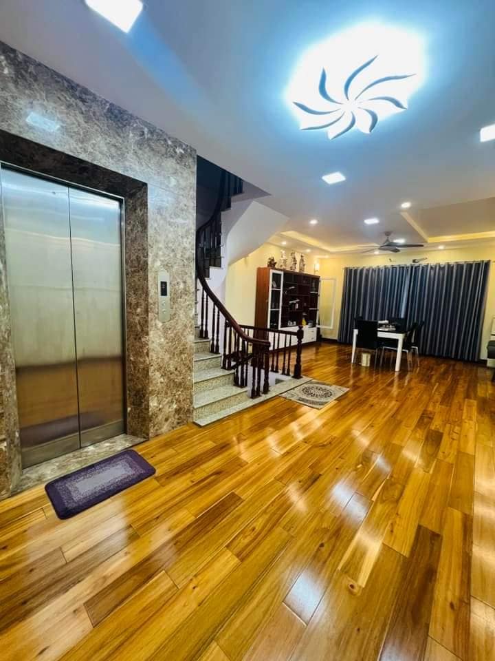 Nhà Đẹp 6 Tầng Thang Máy Phường Thạch Bàn, GaRa Ôtô, Kinh Doanh, 50m2, Hơn 6 Tỷ.