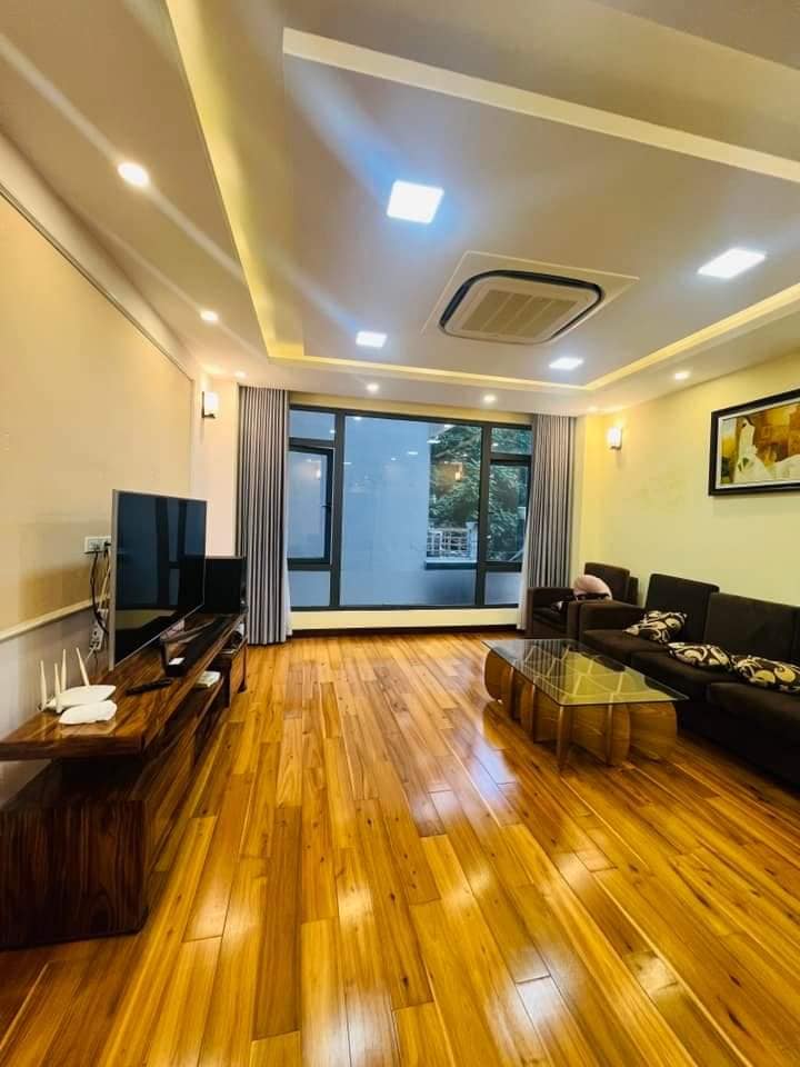 Siêu Phẩm Ngọc Lâm Nhà Đẹp Mới Toanh 6 Tầng Thang Máy, Gara Ôtô, Kinh Doanh, 55m2, Nhỉnh 7 Tỷ.