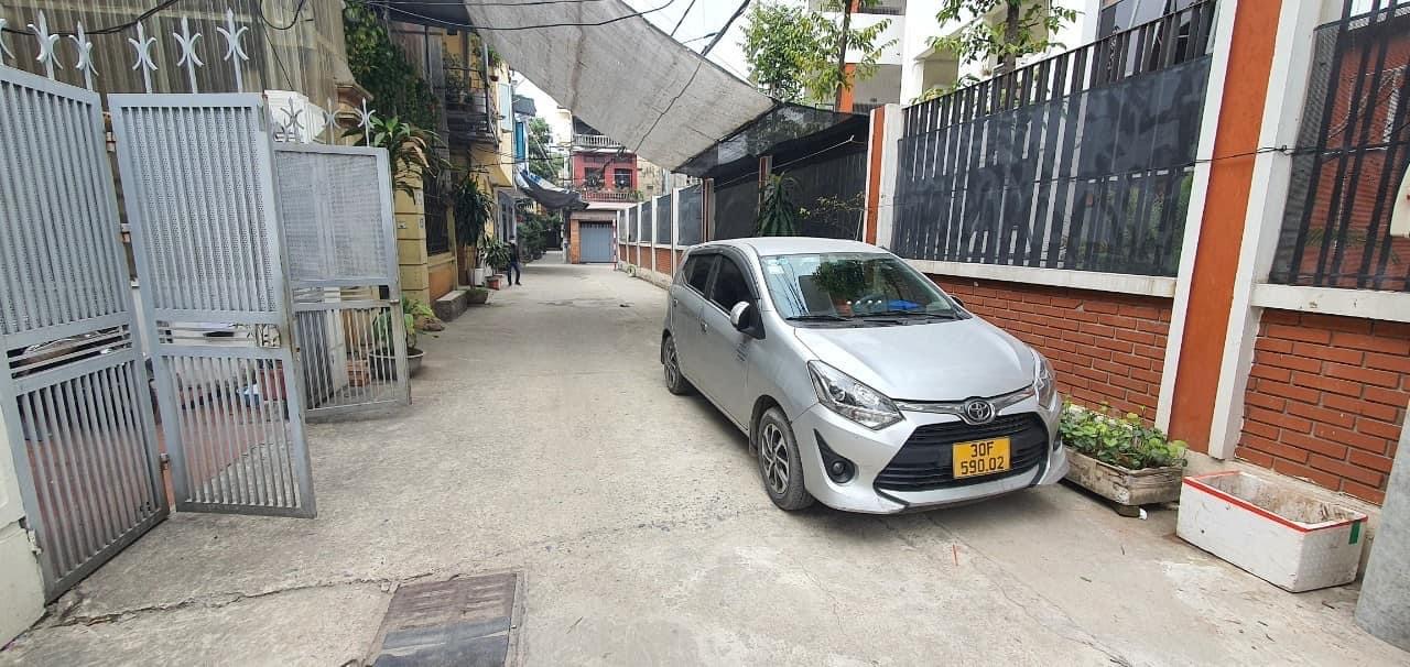 BÁN NHÀ THANH ĐÀM QUẬN HOÀNG MAI - 120M 3 TẦNG MT 5M - DƯỚI 100TR/M2 OTO VÀO NHÀ NGÕ THÔNG CHO THUÊ VĂN PHÒNG - XÂY CCMN