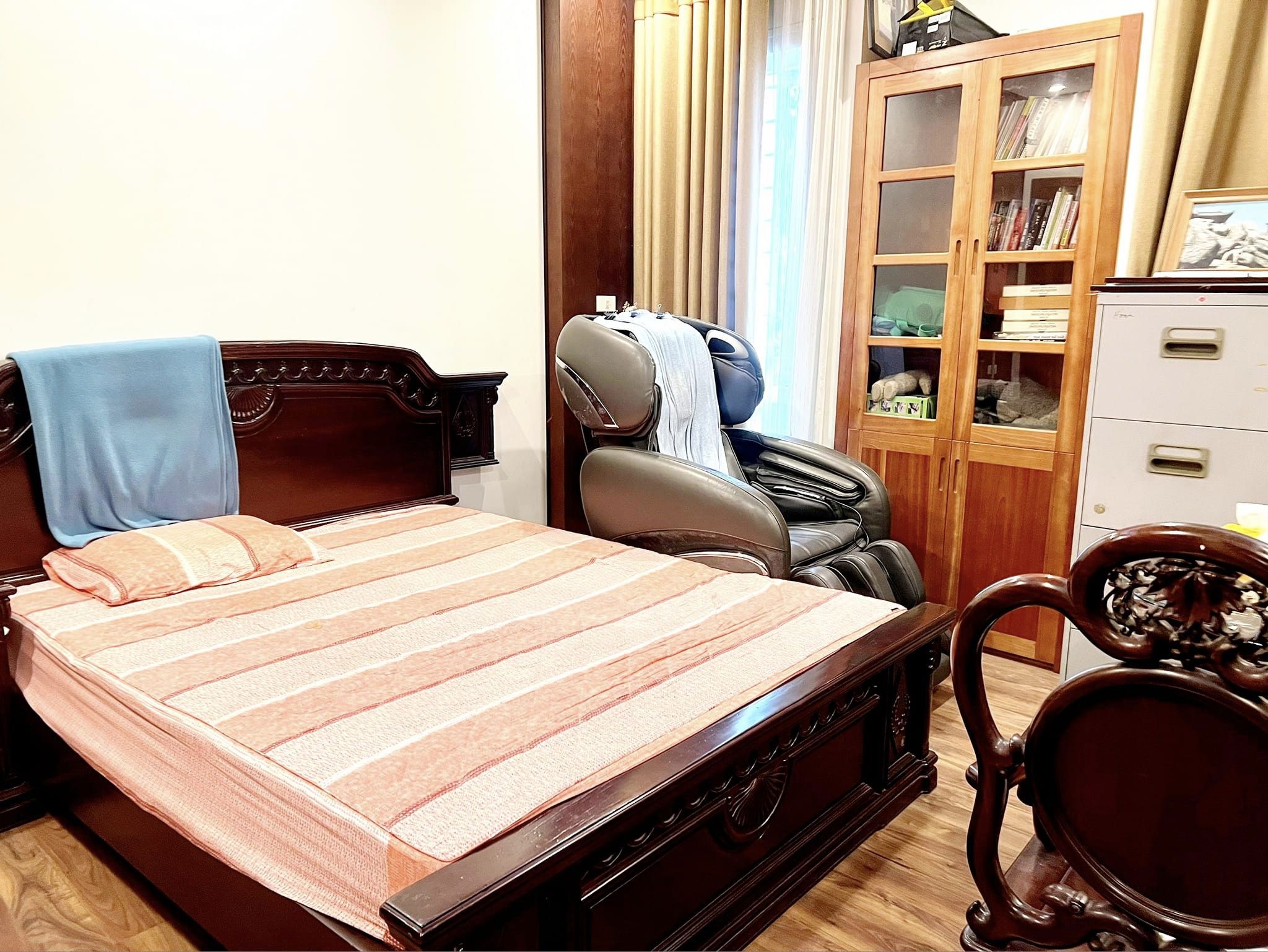 Nhà đẹp Hoàng Cầu Đống Đa 68m 6 tầng cực thoáng ô tô tránh 25 tỷ