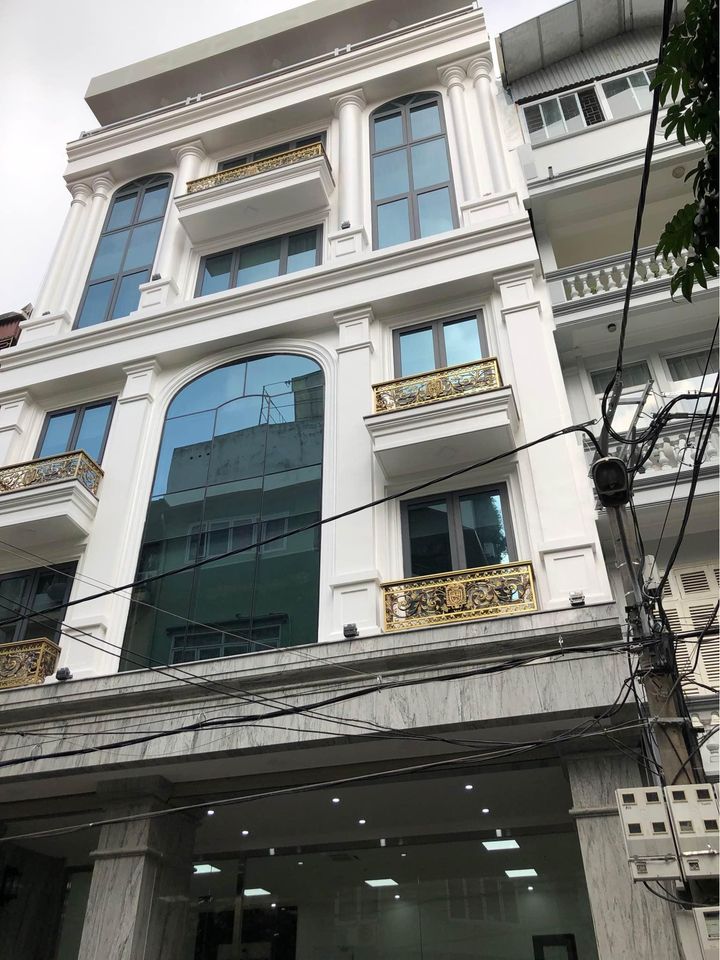 TÒA VĂN PHÒNG PHỐ YÊN HÒA, CẦU GIẤY – 7 TẦNG THANG MÁY MỚI TINH – THIẾT KẾ HIỆN ĐẠI