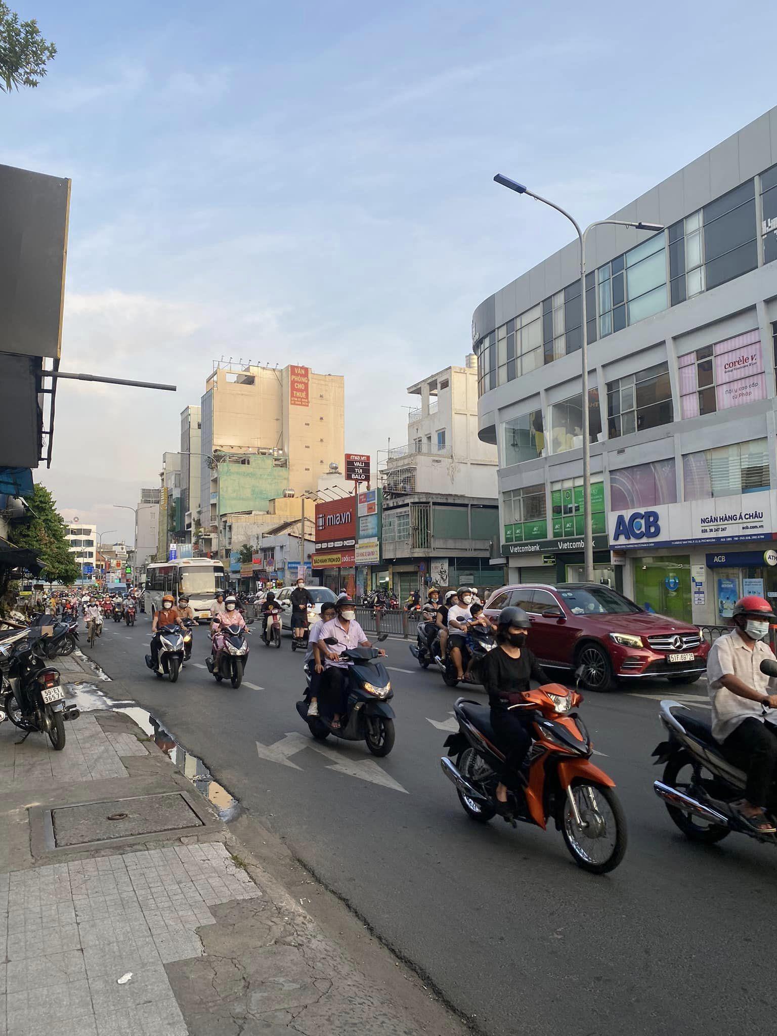 MẶT TIỀN RẺ KINH NGẠC, CỰC HIẾM, 100M2, 4 TẦNG, NGANG GẦN 5M, HOÀNG VĂN THỤ P9 PHÚ NHUẬN