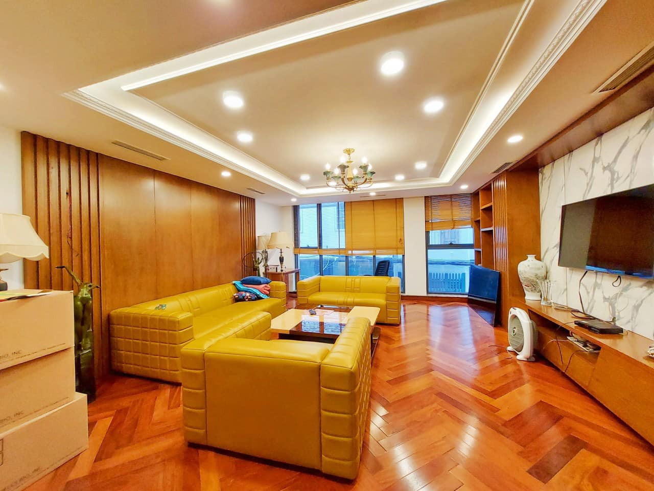 BÁN NHÀ GIẢNG VÕ, ĐỐNG ĐA, Ô TÔ VÀO NHÀ, 2 THOÁNG, 58M2 4T MT4M, GIÁ 11.5 TỶ