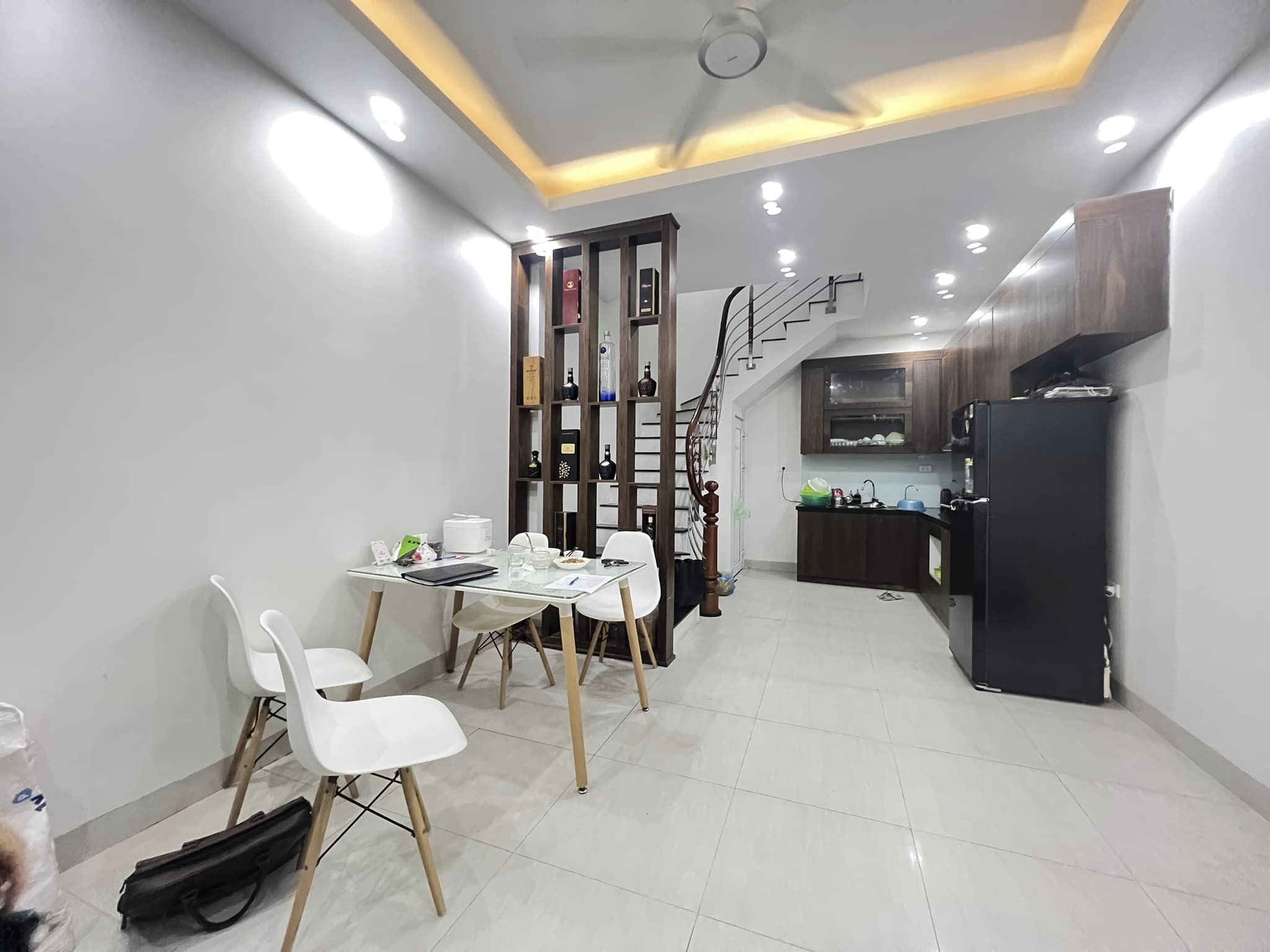 BÁN NHÀ NGÕ 54 KIM NGƯU, QUẬN HAI BÀ TRƯNG, DIỆN TÍCH 55M, MẶT TIỀN 4,2M, 4 TẦNG GIÁ CHỈ 5 TỶ