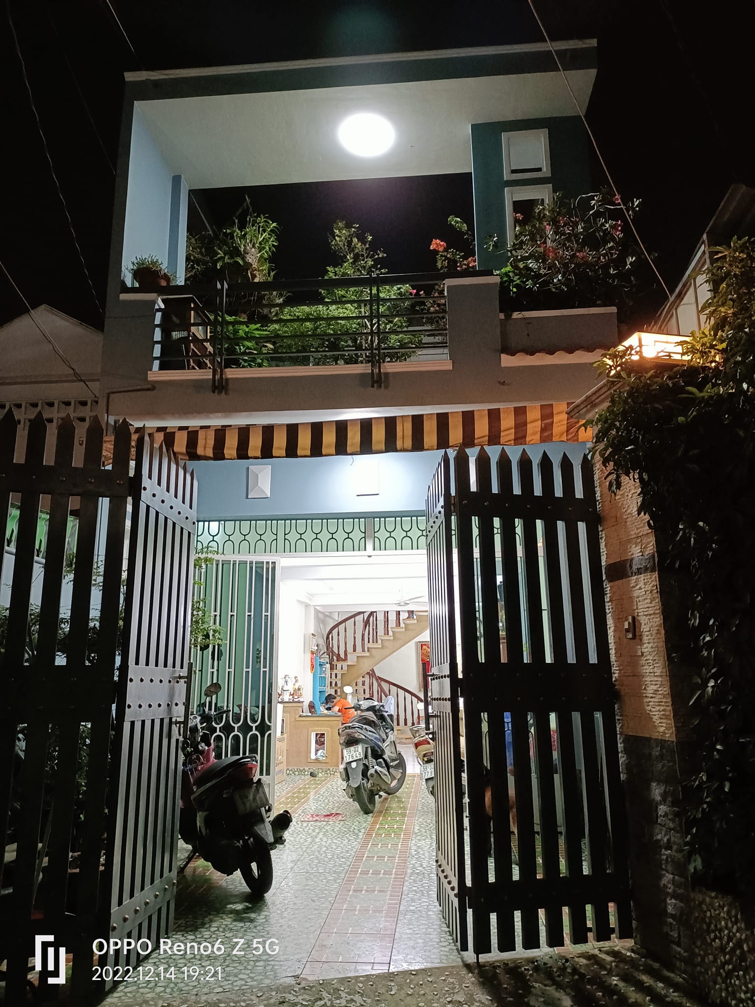 Hẻm xe hơi, rẻ không tìm ra căn thứ 2, 130m2, 2 tầng, Chu Văn An P26 Bình Thạnh