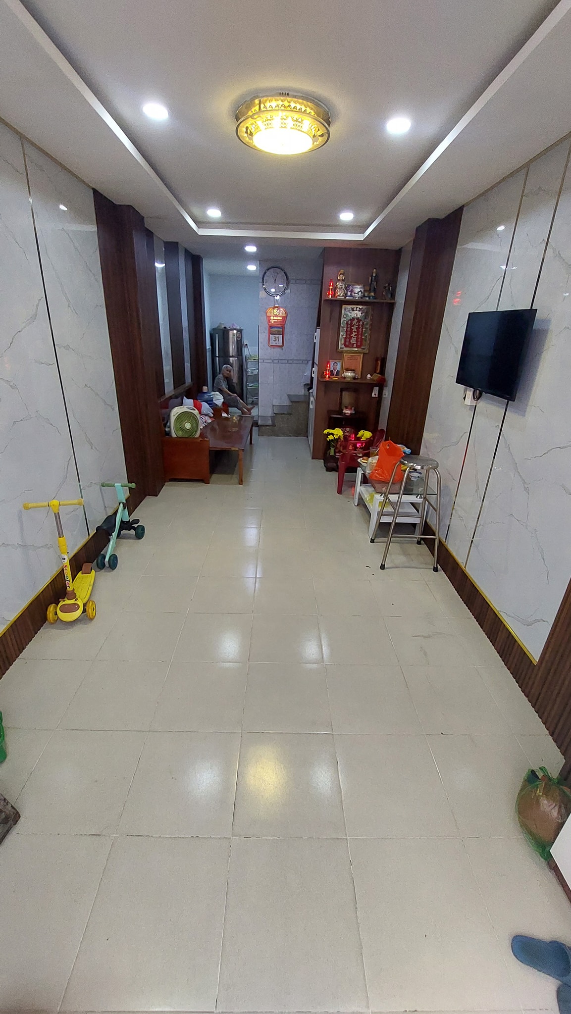 NGAY GIAO LỘ TRẦN PHÚ AN DƯƠNG VƯƠNG SƯ VẠN HẠNH - NHÀ NỘI THẤT ĐẸP Ở LUÔN