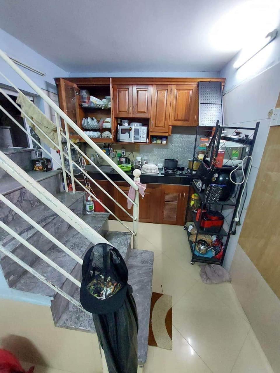 Bán nhà ngõ 82 Kim Mã, nhỏ xinh, 3 đồng, 28m2, mặt tiền rộng.