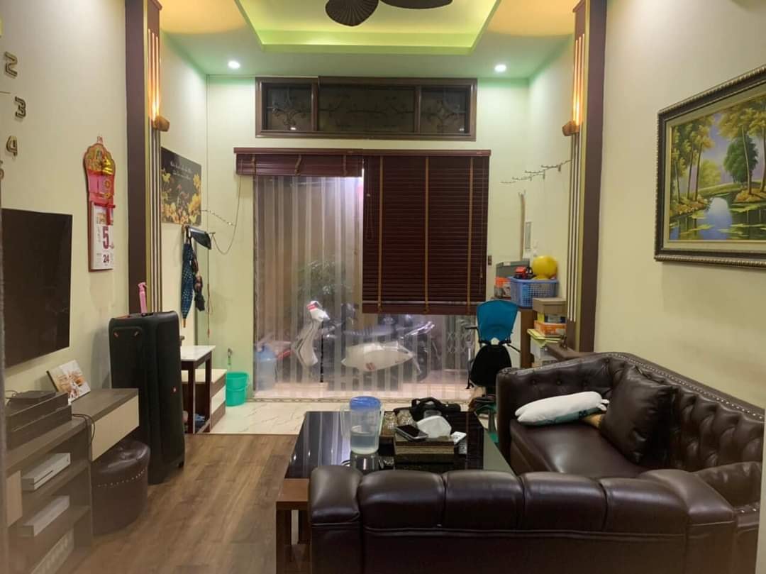 Bán Nhà Ngách 9 Ngõ 30 Khâm Thiên, Ngõ 2.5m, 50m Ra Phố, Hai Thoáng DT: 34m/4 Tầng/3.4 TỶ