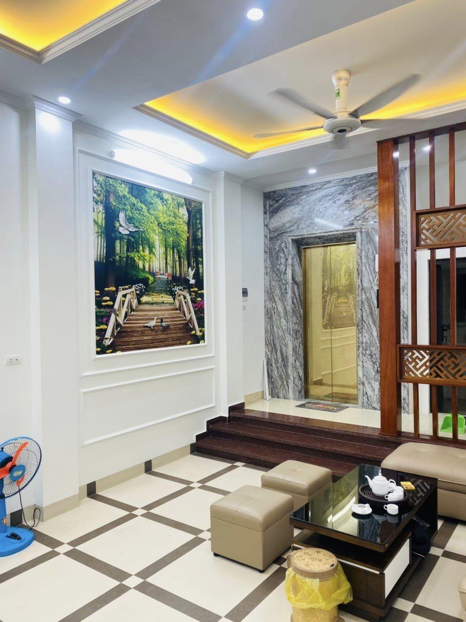 Bán Nhà Đường Cầu Giấy, Oto Thang Máy Kinh Doanh Ngõ Thông, 46m 11.3tỷ 7tầng