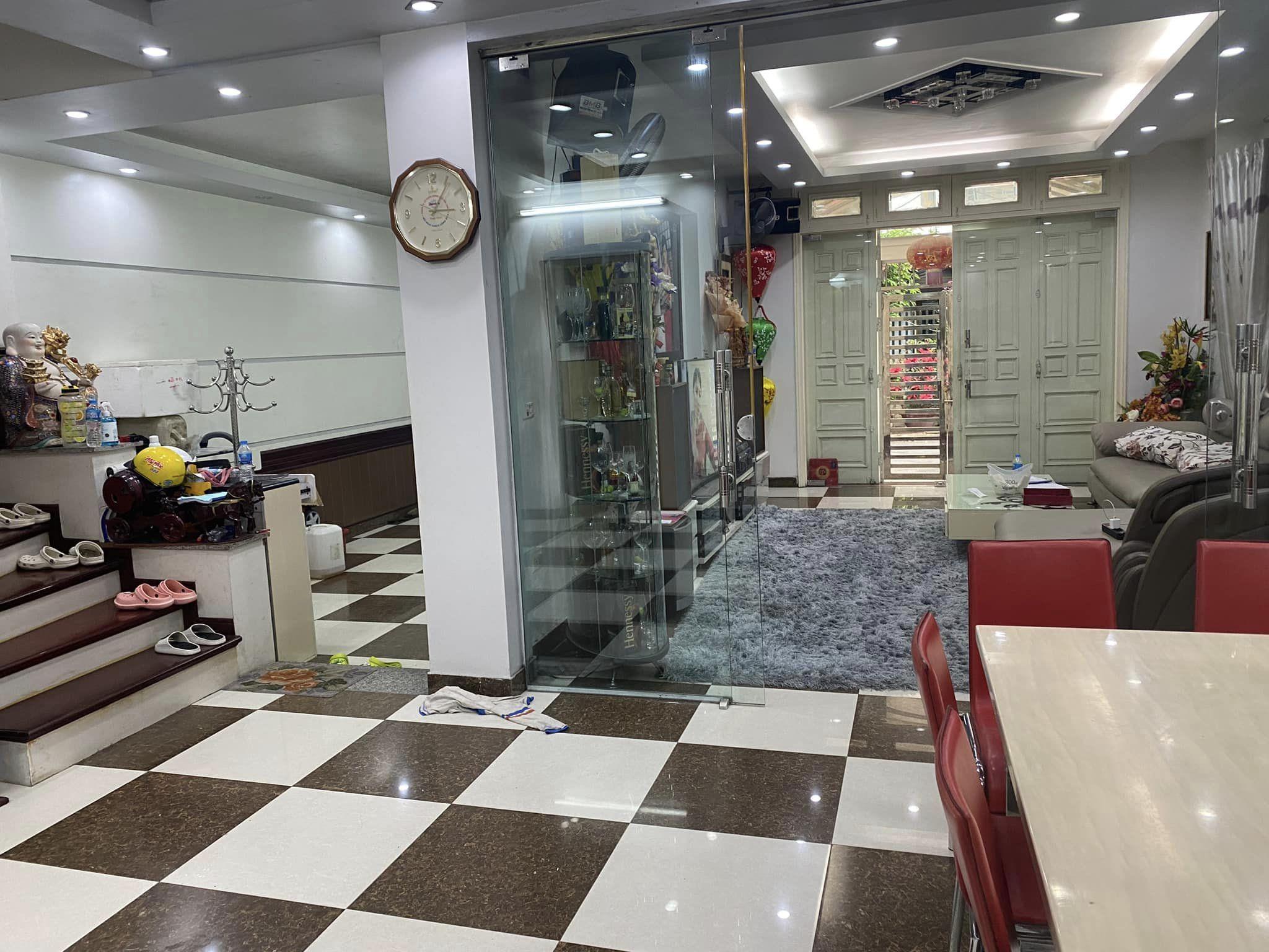 Đội Cấn Ba Đình, Biệt Thự Kiểu Pháp Oto Tránh Ngõ Thông, 100m Chỉ 21Tỷ