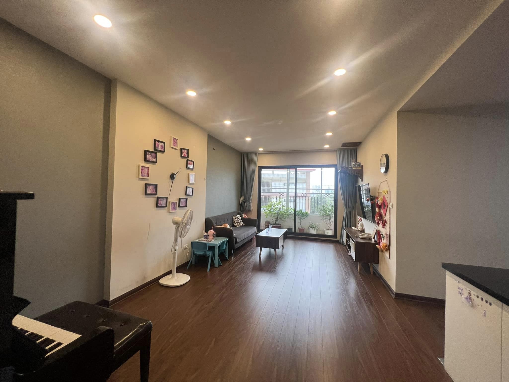 Bán nhà 75m2 phố An Dương, Tây Hồ Gara 2 Ô tô 7 chỗ Chủ tự xây Ô chờ Thang máy 10.4 Tỷ