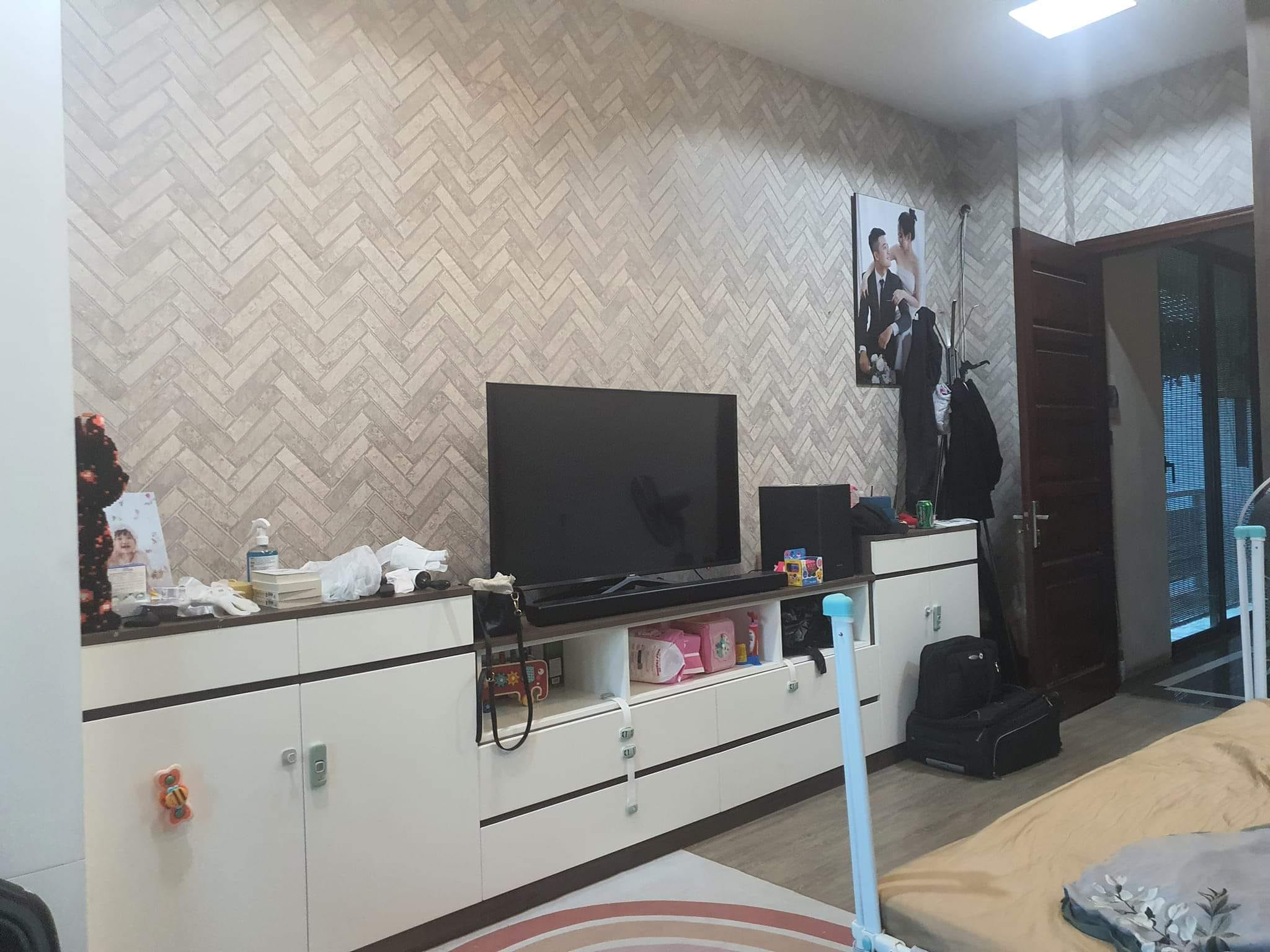 Bán nhà 54m2 phố Âu Cơ, Tây Hồ Gara Ô tô 7 chỗ 7 phòng Kinh doanh Sầm uất 6.6 Tỷ