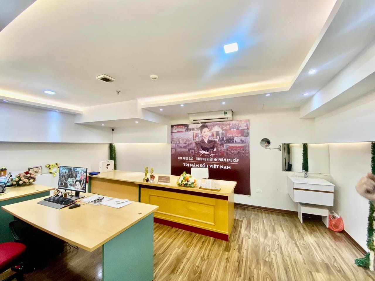 Bán Nhà SHOP HOUSE Time City 94m2 T1 x MT 5m 11,5 tỷ. Kinh Doanh. Đẳng Cấp Thượng Lưu.
