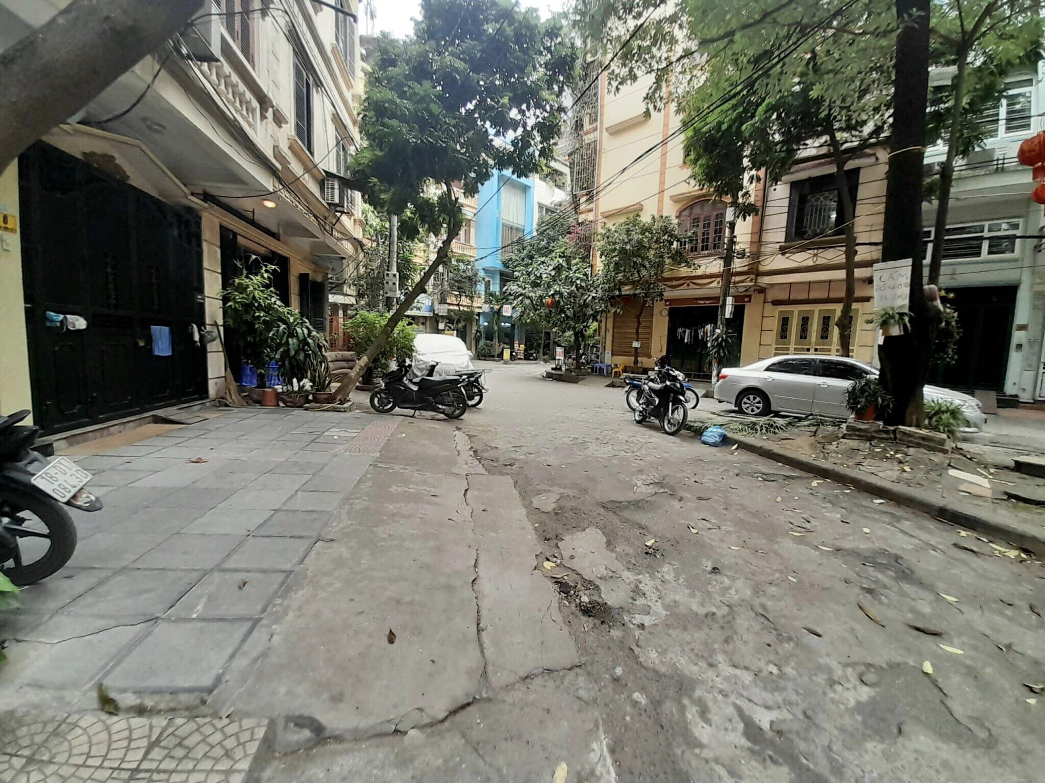 siêu phẩm, Nhà đẹp Phố Nguyễn Chính, Quận Hoàng mai, 57m x 3t, giá 5 tỷ.