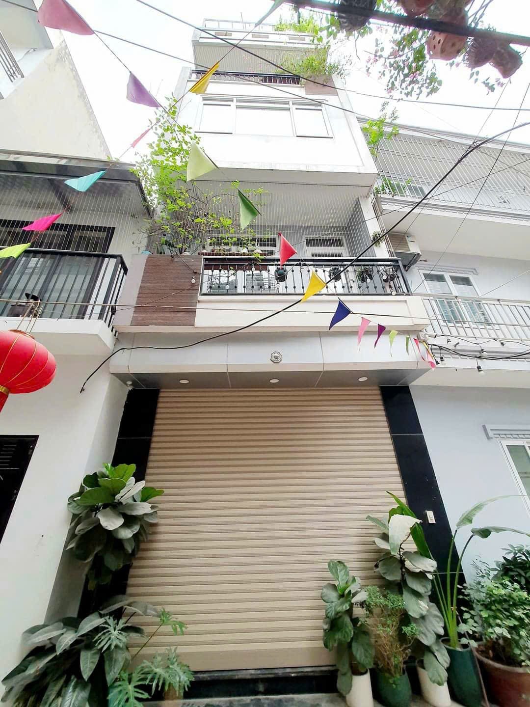 Nhà phố Tân Triều, 40m, 5tầng, mt4.1m, 7.4 tỷNGÕ THÔNG Ô TÔ ĐỖ CỬA CHẠY VÒNG QUANH