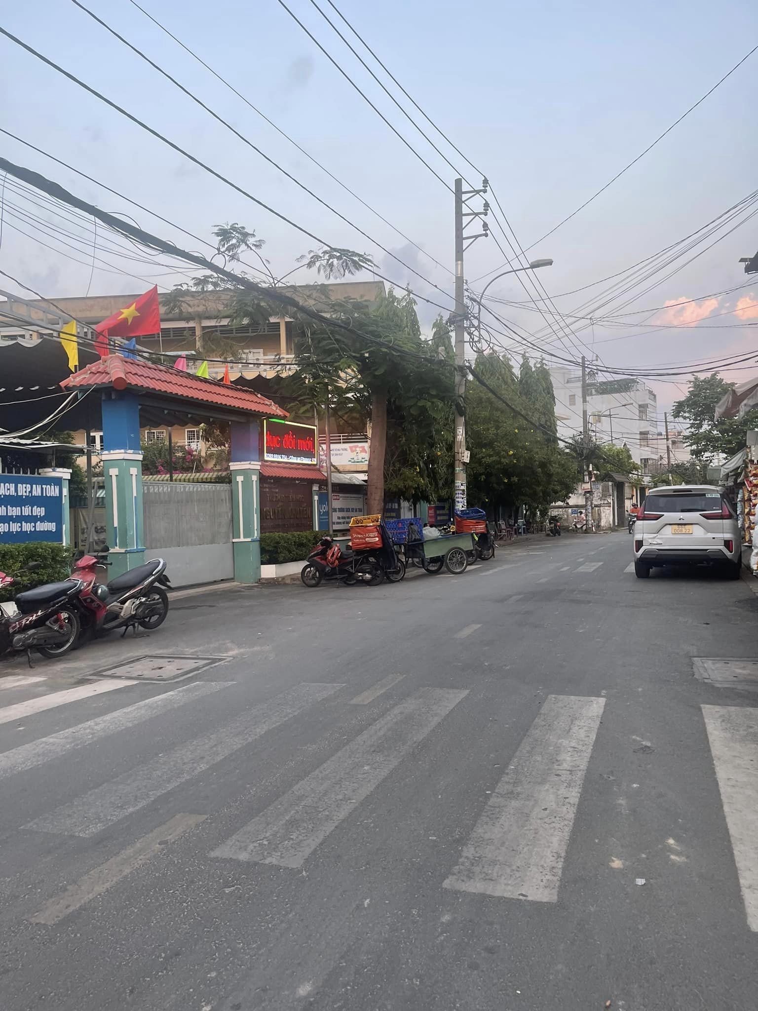 TT QUẬN 12 - 1 BƯỚC QUA GÒ VẤP - HẺM 3M THÔNG - 20M RA MẶT TIỀN - KHÔNG QUY HOẠCH - ĐANG CHO THUÊ 5TR - 48M2