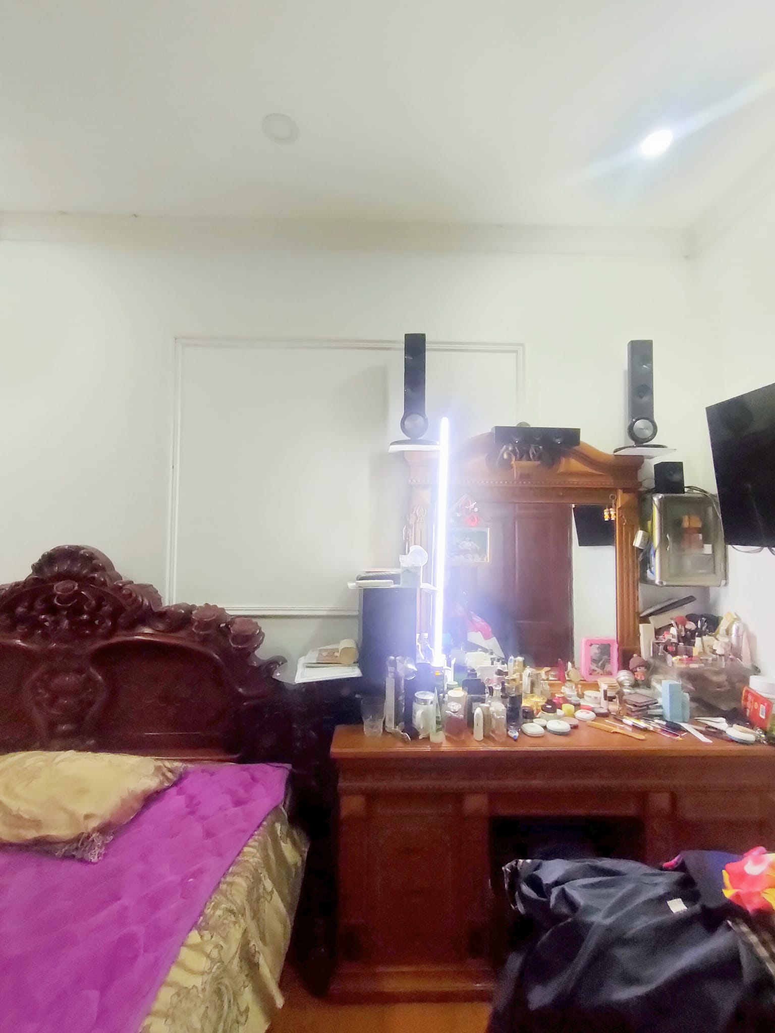 Bán căn nhà 96m2 phố Âu Cơ, Tây Hồ Chủ tự xây 6 phòng ngủ Ngõ 2 Ô tô tránh 10m 10.1 Tỷ