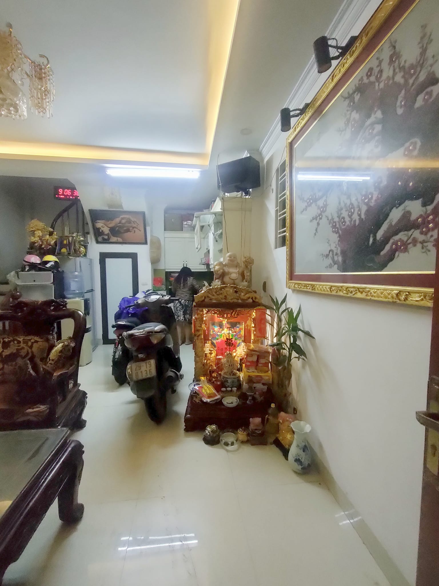 Bán căn nhà 99m2 phố Âu Cơ, Tây Hồ Dân xây Đẳng cấp Ô tô tránh 10m 10.4 Tỷ