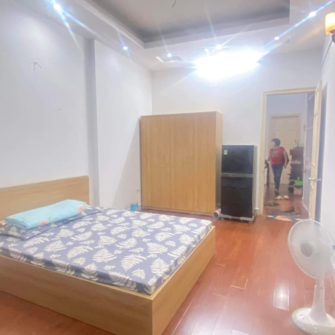 BÁN ĐẤT TẶNG NHÀ MẶT PHỐ THỤY KHUÊ. 63M2 . GIÁ 19 TỶ