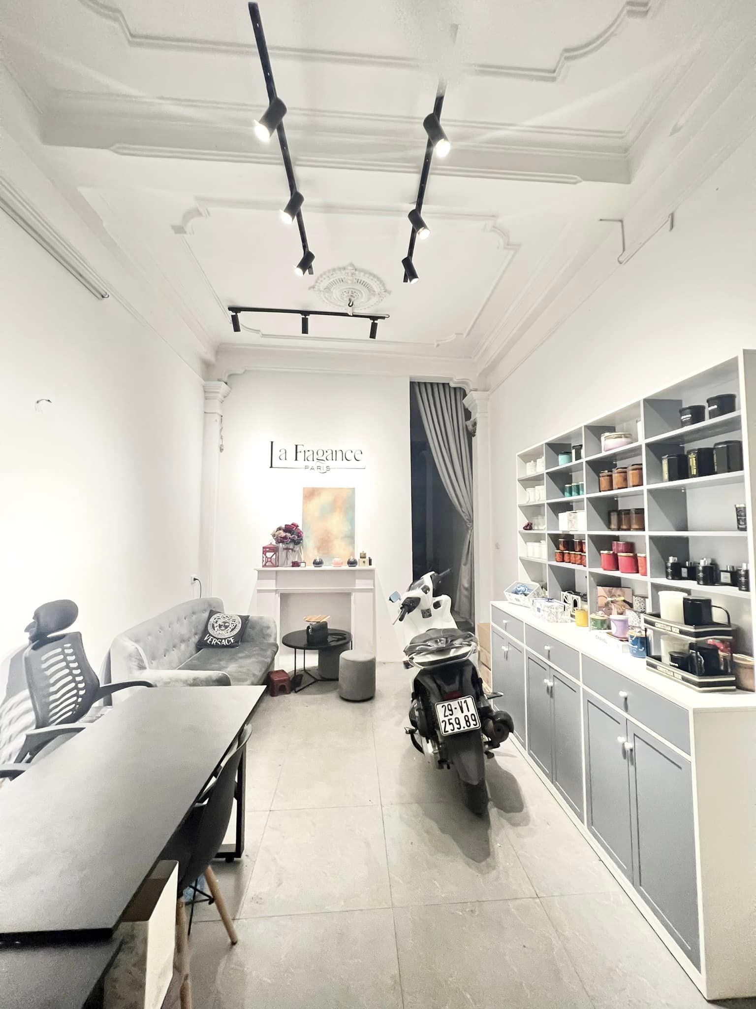 HIẾM CHÙA QUỲNH, TT HAI BÀ TRƯNG, GẦN Ô TÔ, SÁT PHỐ, NHÀ ĐẸP Ở LUÔN 36m x 4T NHỈNH 3 TỶ