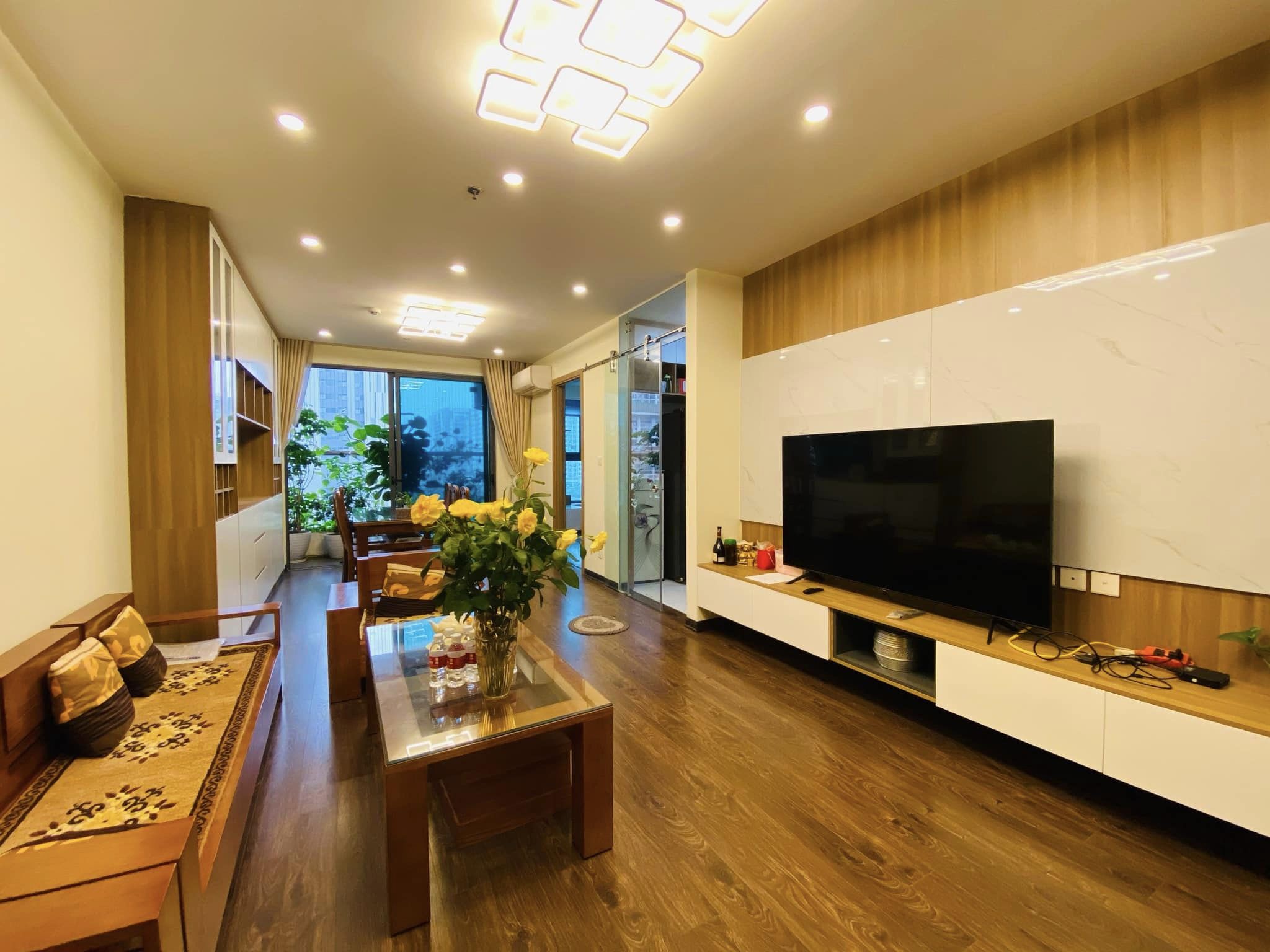 Bán Chung cư The Legacy số 10 Lê Văn Thiêm, Thanh Xuân, 118m2, 3 ngủ, view đẹp, tặng lại nội thất xịn