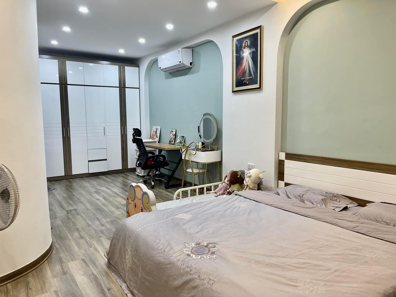 BÁN NHÀ VẠN BẢO, BA ĐÌNH, Ở NGAY, GẦN PHỐ, 40M2 4 TẦNG, GIÁ 4.3 TỶ